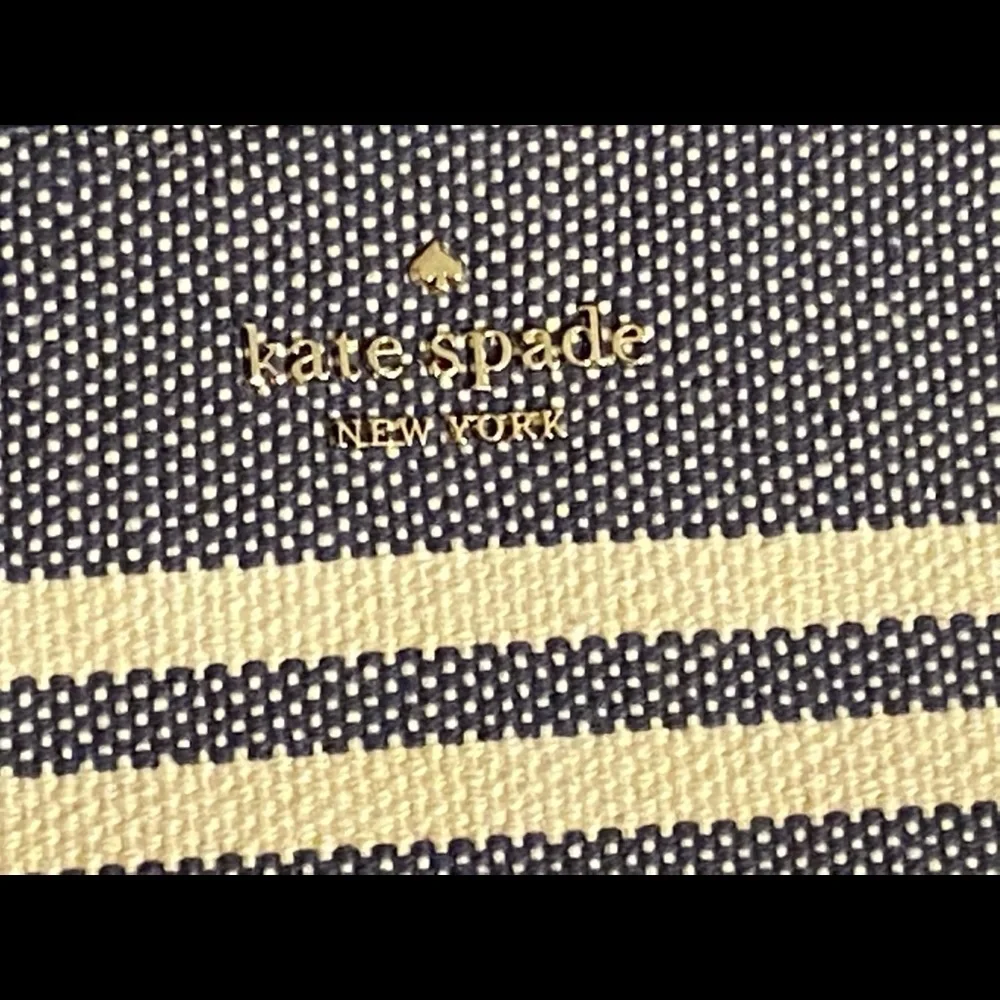 Kate spade pouch